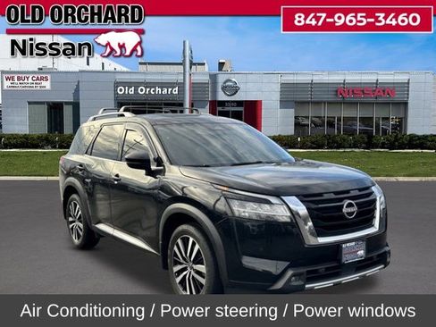 Used 2023 Nissan Pathfinder Platinum image 6