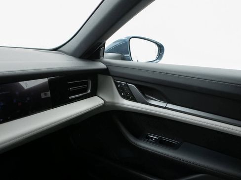 New 2026 Porsche Taycan 4S image 24