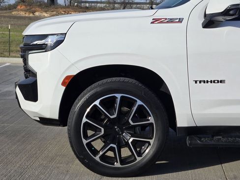Used 2021 Chevrolet Tahoe Z71 w/ Z71 Signature Package AWD/4WD image 7