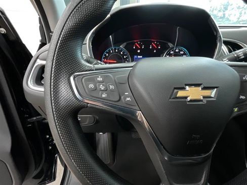 Used 2020 Chevrolet Equinox LT AWD/4WD image 20