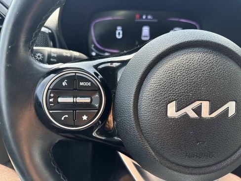 Used 2023 Kia Soul EX FWD image 29