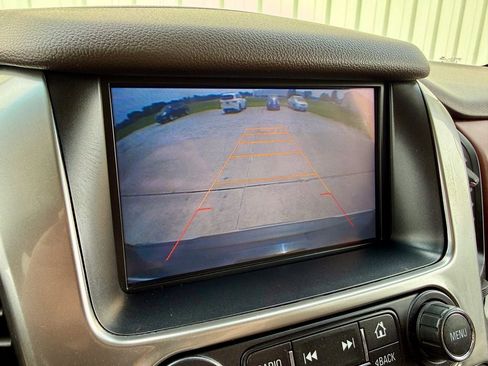 Used 2015 Chevrolet Tahoe LTZ AWD/4WD image 31