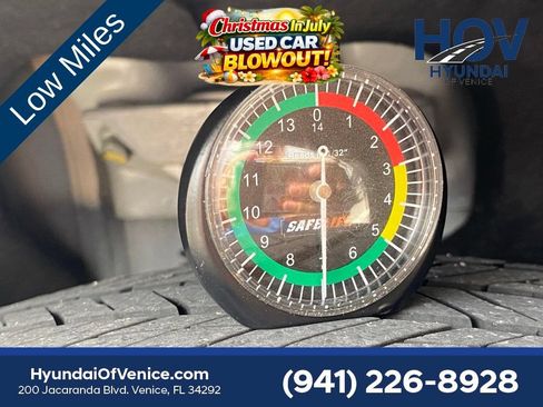 Certified 2022 Hyundai Tucson Limited w/ Cargo Package FWD image 49