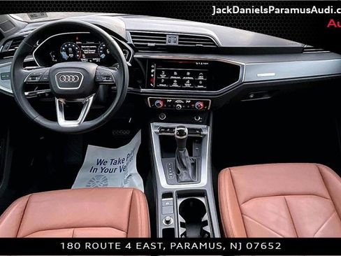 Used 2023 Audi Q3 2.0T Premium w/ Convenience Package image 13