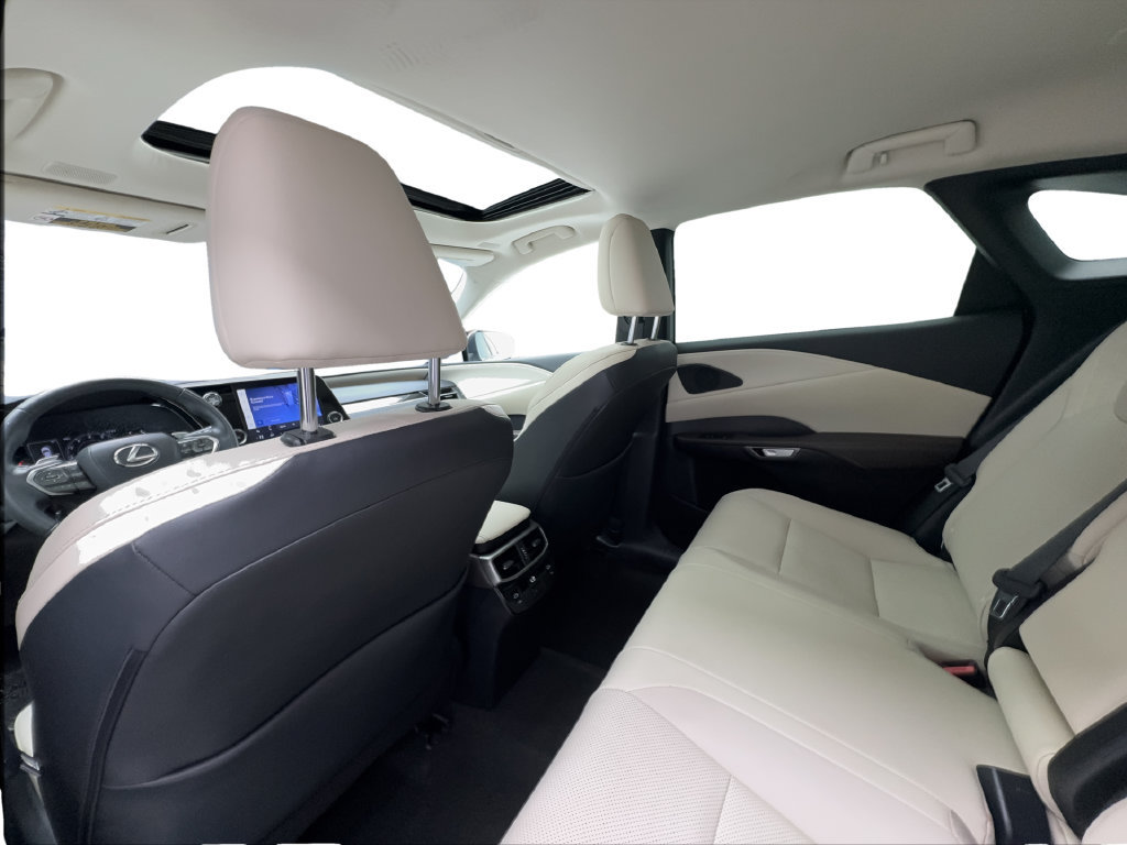 Used 2023 Lexus RX 350 FWD w/ Cold Area Package image 27