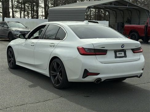 Used 2020 BMW 330i xDrive 330i xDrive w/ Driving Assistance Package image 4