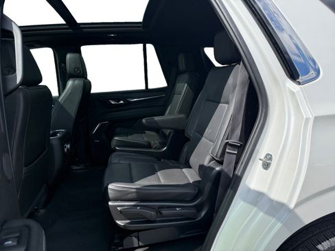 Used 2022 GMC Yukon Denali AWD/4WD image 16