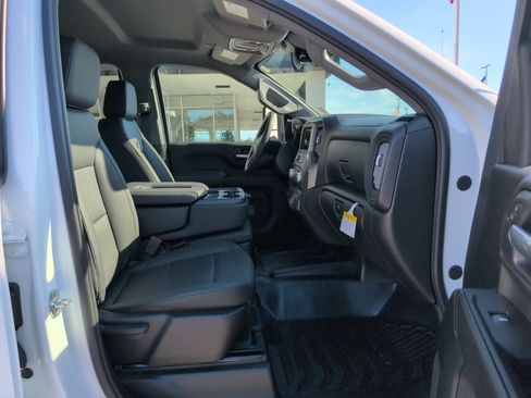 New 2026 GMC Sierra 2500 Pro w/ Convenience Package image 30