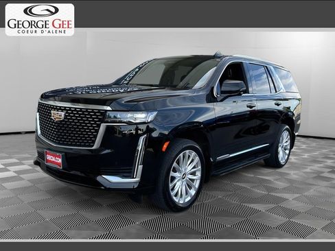 Used 2022 Cadillac Escalade Luxury w/ LPO, Floor Liner Package AWD/4WD image 1