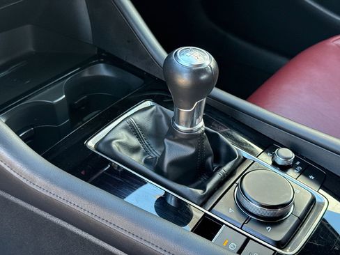 Used 2025 MAZDA MAZDA3 2.5 S Premium Package image 27