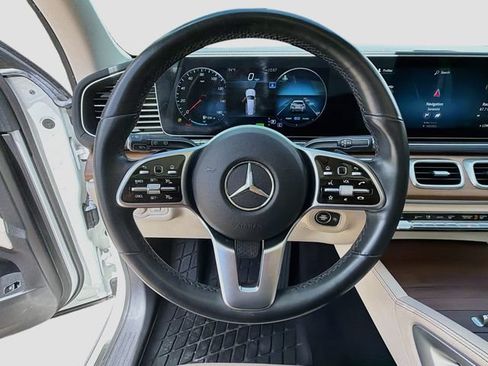 Used 2022 Mercedes-Benz GLS 450 4MATIC image 41
