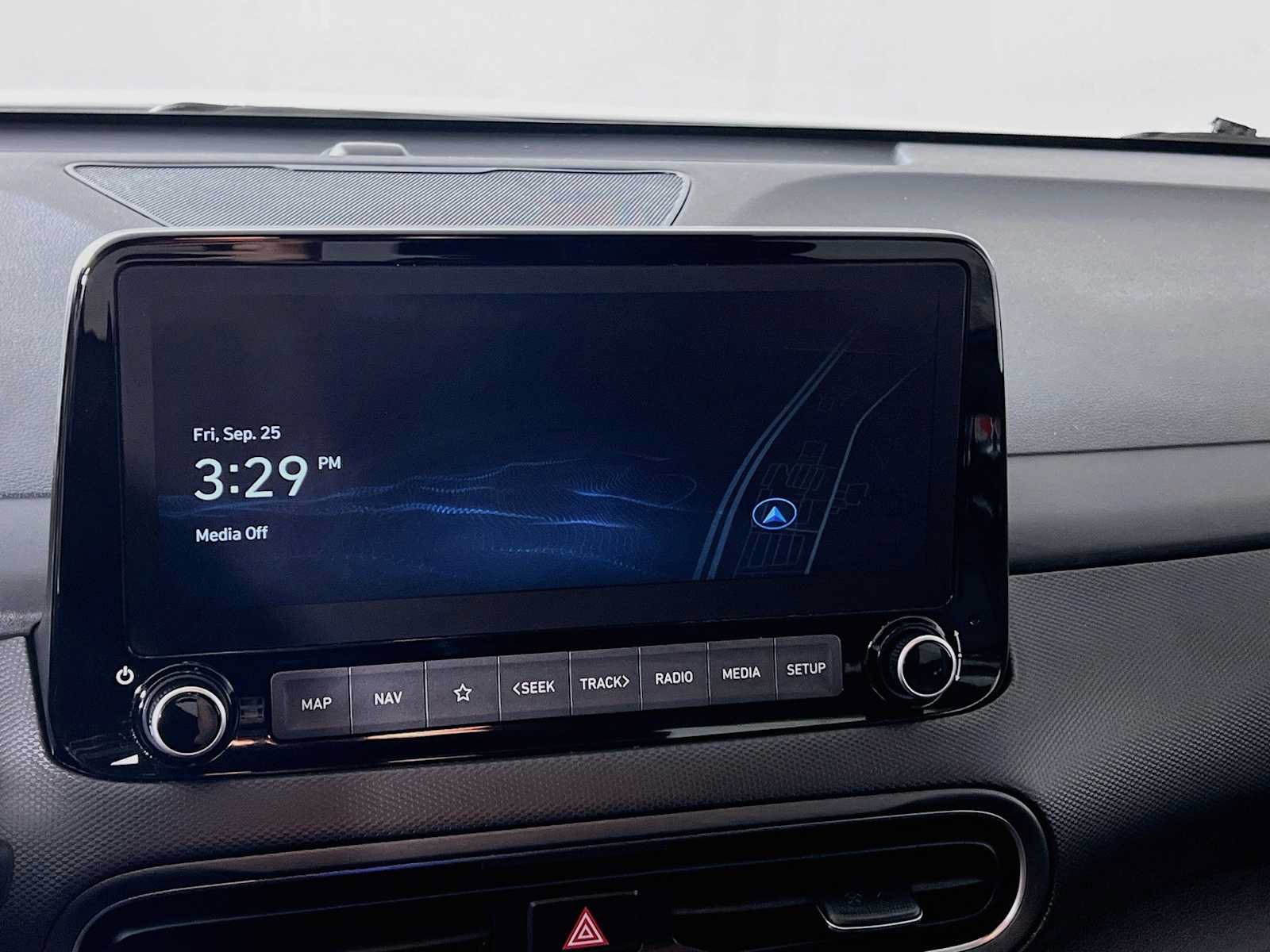 Certified 2023 Hyundai Kona Limited AWD/4WD image 13