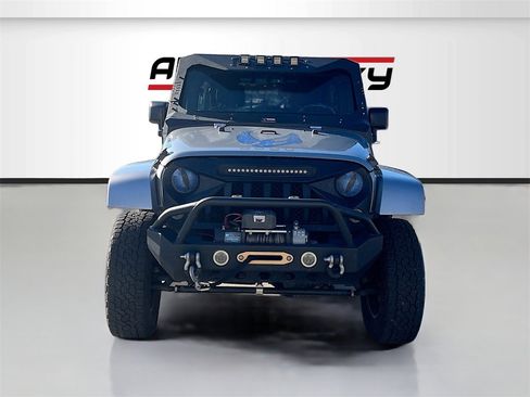 Used 2016 Jeep Wrangler Unlimited Sahara w/ Connectivity Group image 2