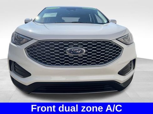 Used 2024 Ford Edge SEL AWD/4WD image 8