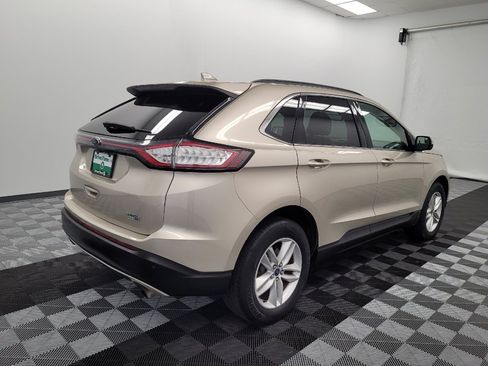 Used 2018 Ford Edge SEL w/ Equipment Group 201A AWD/4WD image 9