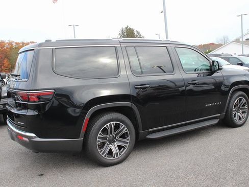 Used 2022 Jeep Wagoneer Series III image 31