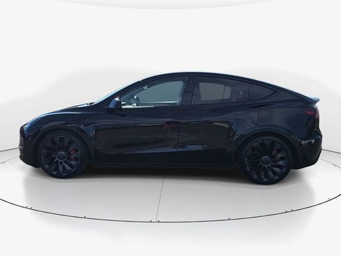 Used 2022 Tesla Model Y Performance image 8