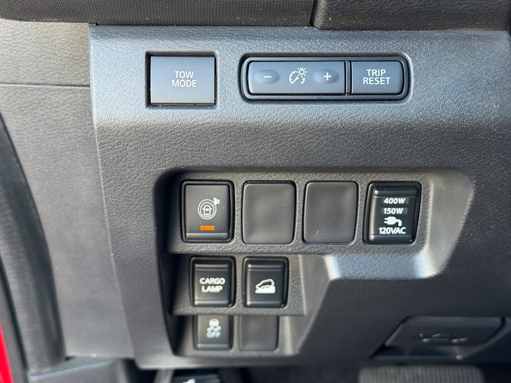 Used 2022 Nissan Frontier SV AWD/4WD image 11