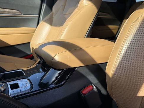 Certified 2022 Kia Telluride SX w/ Towing Package image 21