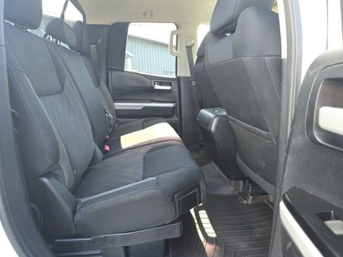 Used 2017 Toyota Tundra SR5 image 25