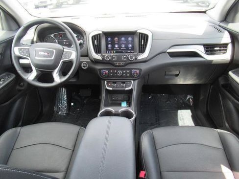 Certified 2024 GMC Terrain SLT FWD image 14