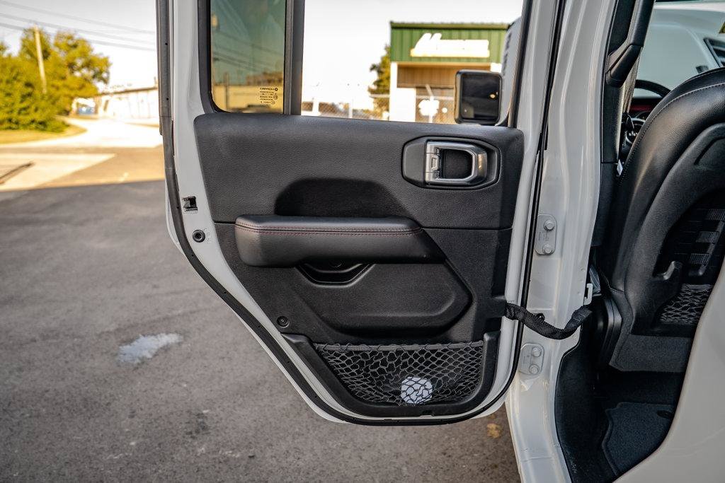 Used 2021 Jeep Gladiator Rubicon AWD/4WD image 19