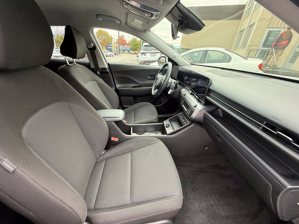 Certified 2025 Hyundai Kona SEL FWD image 13