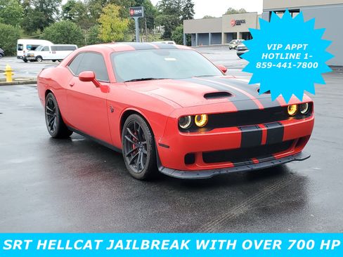 Used 2023 Dodge Challenger SRT Hellcat w/ Driver Convenience Group image 1