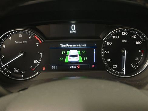 Certified 2022 Cadillac XT4 Sport w/ Enhanced Visibility Package image 9