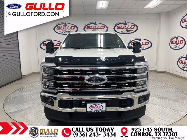 Used 2026 Ford F350 Lariat w/ Lariat Ultimate Package AWD/4WD image 2