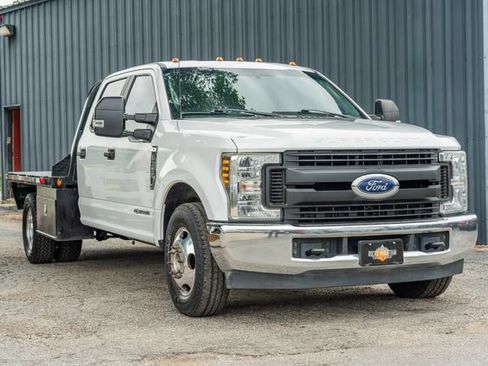 Used 2019 Ford F350 XL w/ Power Equipment Group RWD image 8