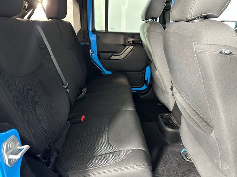 Used 2017 Jeep Wrangler Unlimited Sport AWD/4WD image 24