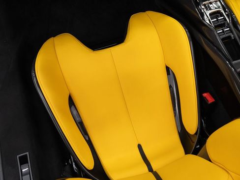 Used 2022 Ferrari SF90 Spider AWD/4WD image 27