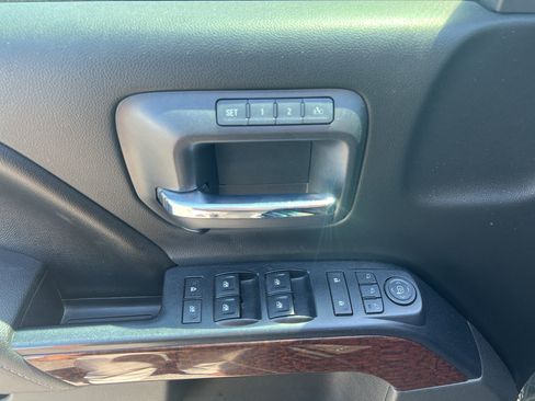Used 2017 GMC Sierra 1500 SLT AWD/4WD image 13