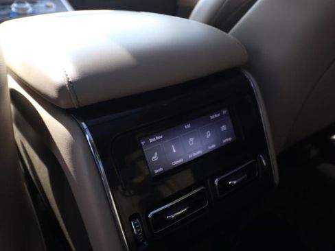 Used 2023 Lincoln Aviator Reserve w/ Equipment Group 201A RWD image 25