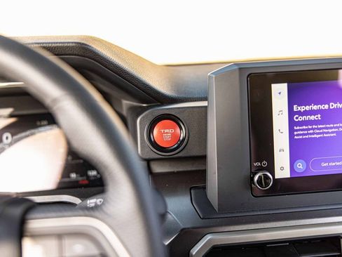 Used 2025 Toyota Tacoma TRD Sport image 24