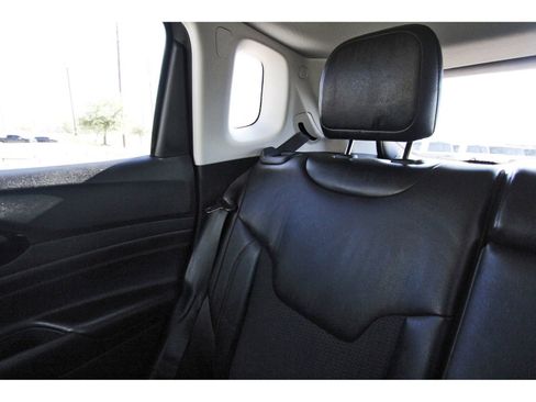 Used 2022 Jeep Compass Trailhawk image 14