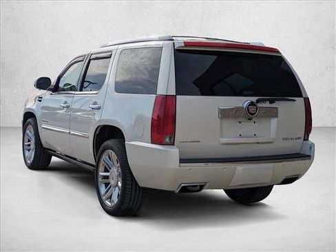 Used 2014 Cadillac Escalade Platinum AWD/4WD image 8