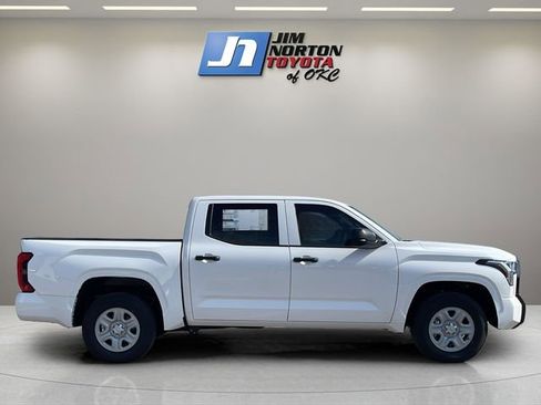 New 2026 Toyota Tundra SR image 4
