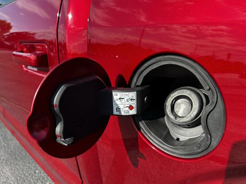 Used 2018 Ford F150 Lariat RWD image 20