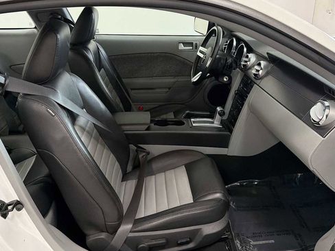 Used 2008 Ford Mustang GT Premium image 27