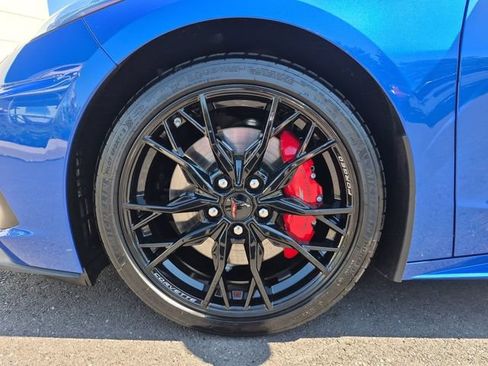 Used 2023 Chevrolet Corvette Stingray Preferred Cpe w/ Z51 Performance Package RWD image 32