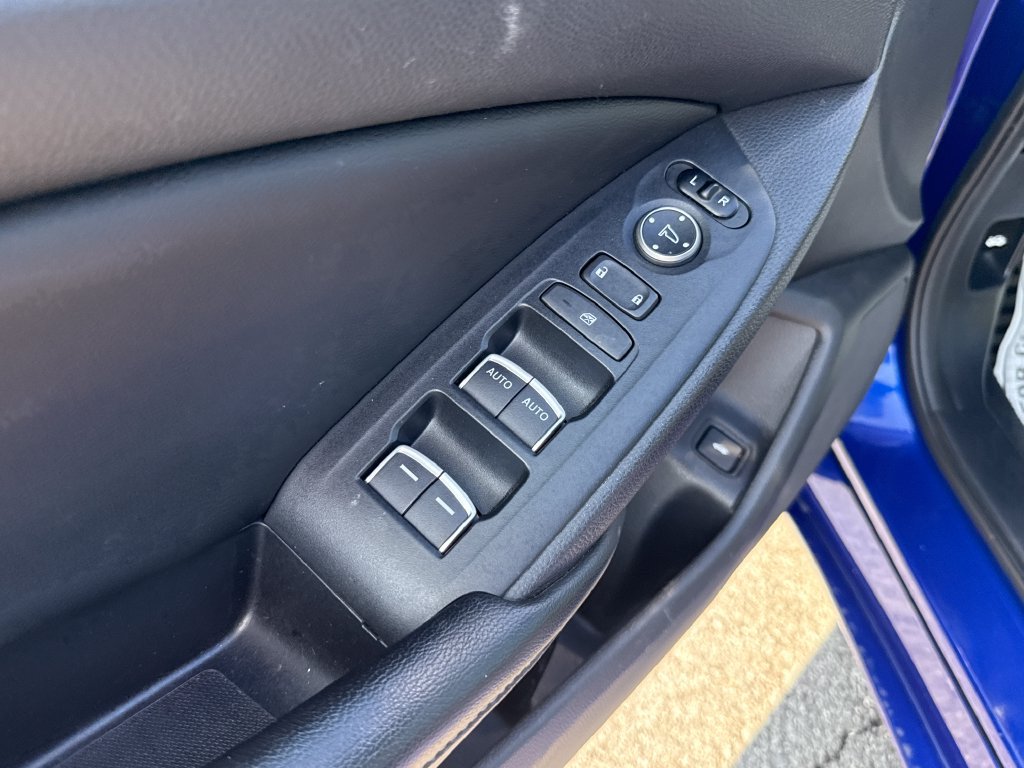 Used 2018 Honda Accord Sport image 12