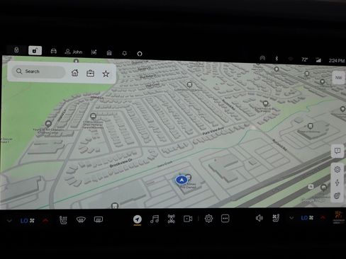 Used 2022 Rivian R1T Adventure image 21