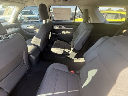 New 2026 Ford Explorer Active image 14