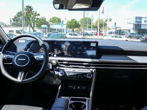 Certified 2025 Hyundai Sonata SEL FWD image 17