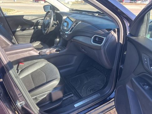 Used 2020 Chevrolet Equinox Premier image 8
