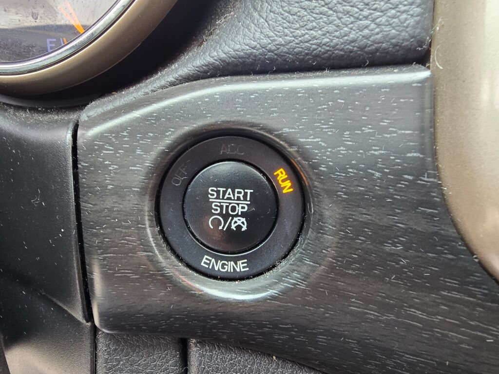 Used 2015 Jeep Grand Cherokee Altitude AWD/4WD image 30