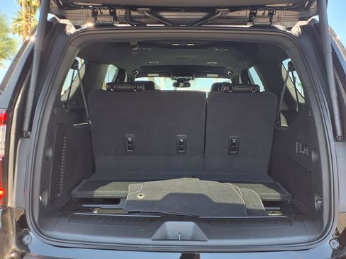 Used 2026 GMC Yukon XL Elevation image 7