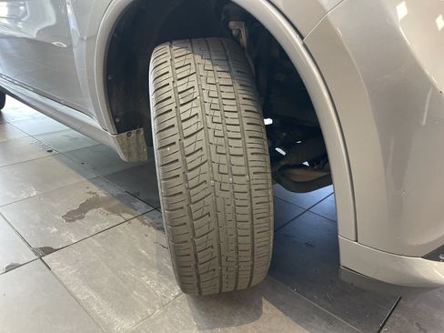 Used 2018 Dodge Durango GT w/ Blacktop Package AWD/4WD image 13